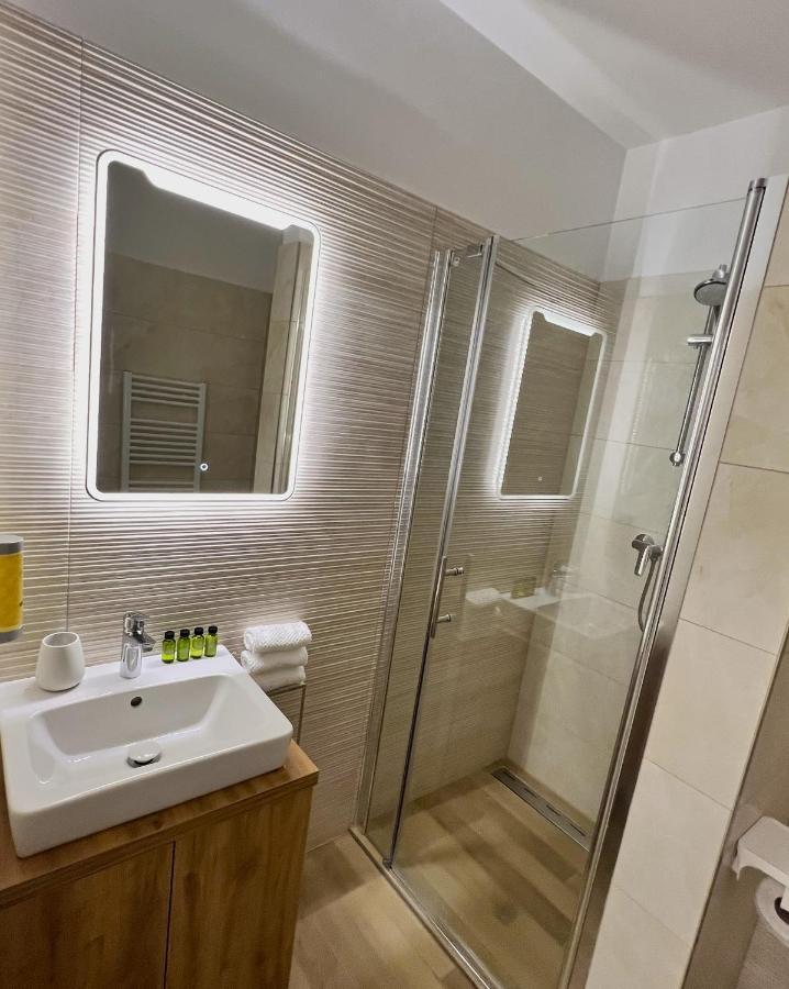 Cozy Stay Apartment Trenčín Eksteriør billede