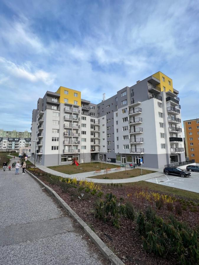 Cozy Stay Apartment Trenčín Eksteriør billede