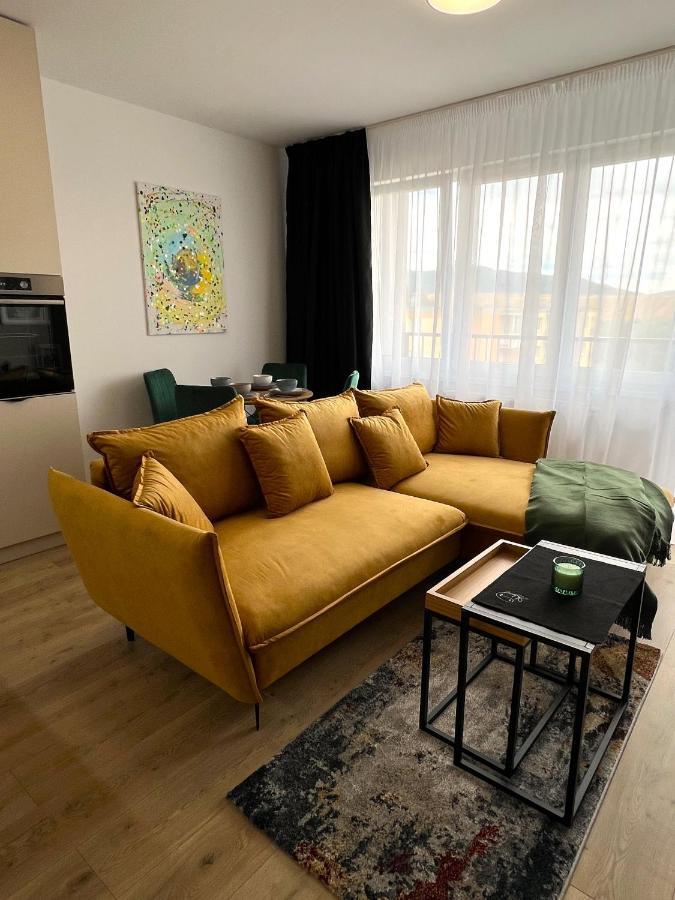Cozy Stay Apartment Trenčín Eksteriør billede