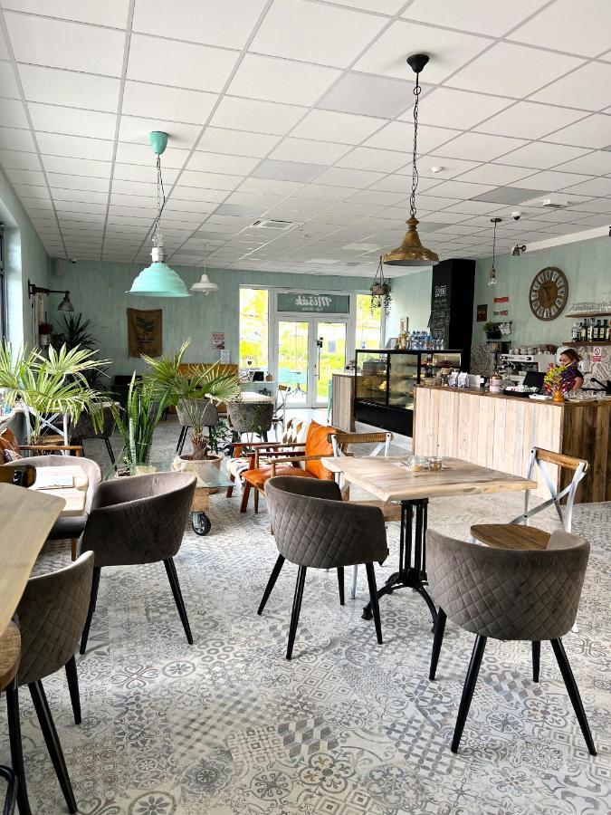 Cozy Stay Apartment Trenčín Eksteriør billede