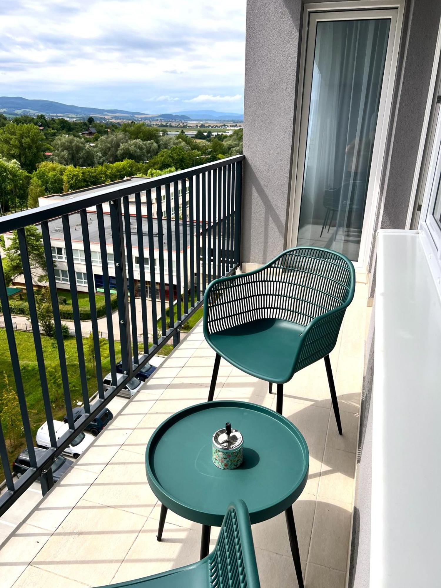 Cozy Stay Apartment Trenčín Eksteriør billede